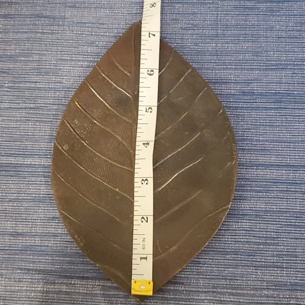 Metal Leaf Candle Holder /Tray